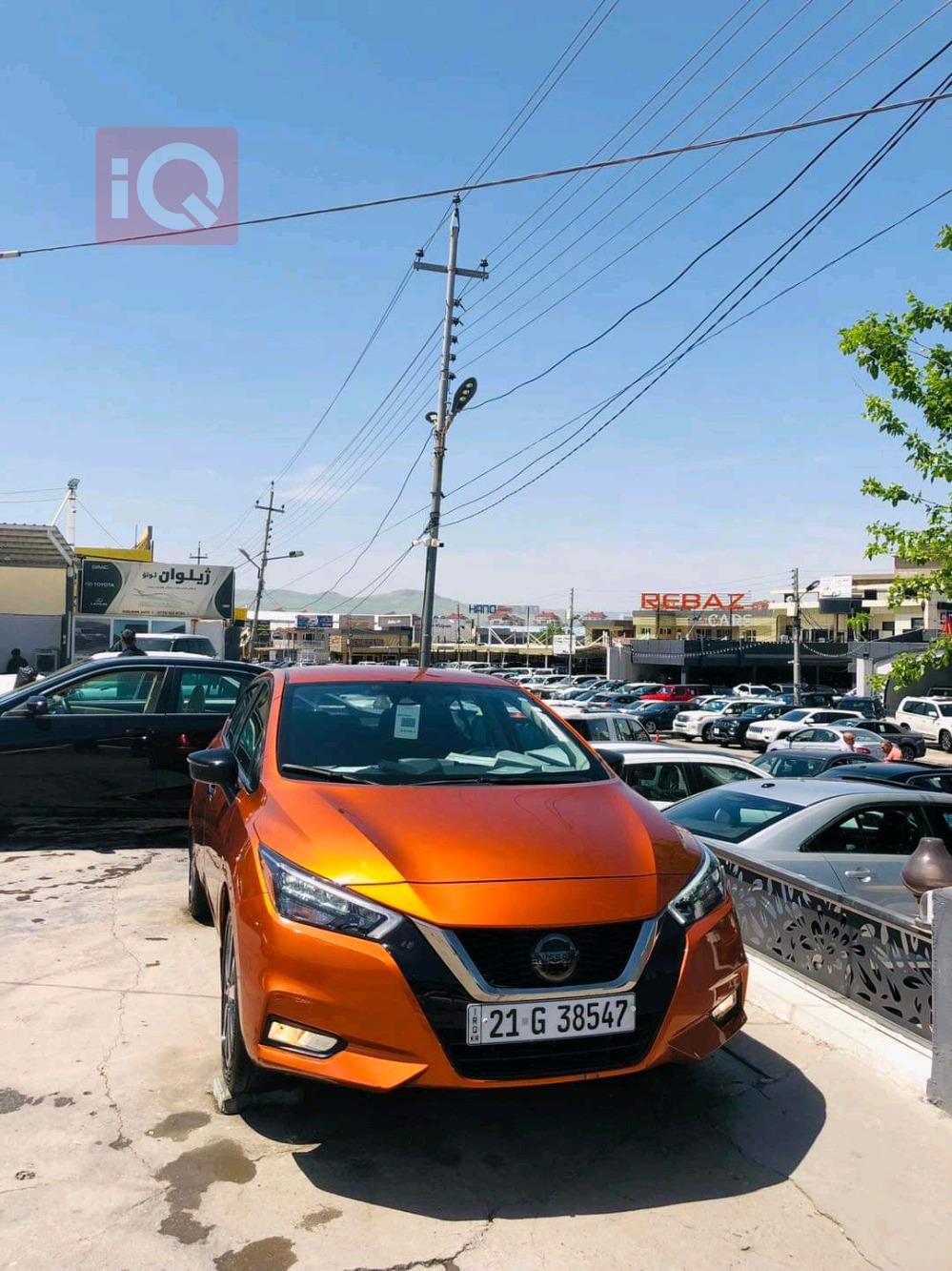 نيسان فيرسا